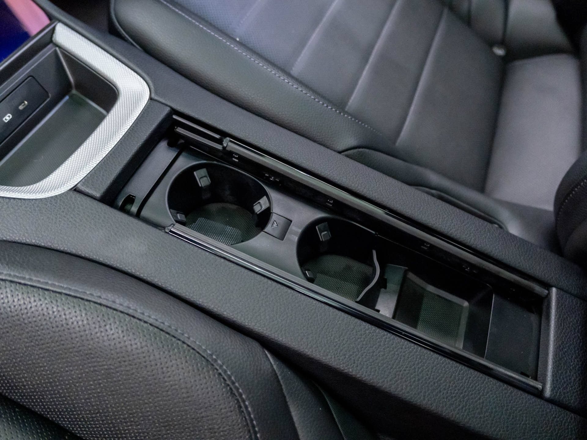 Certified 2025 Porsche Panamera 4 AWD/4WD image 20