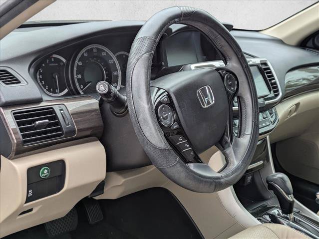 Used 2017 Honda Accord EX-L image 3