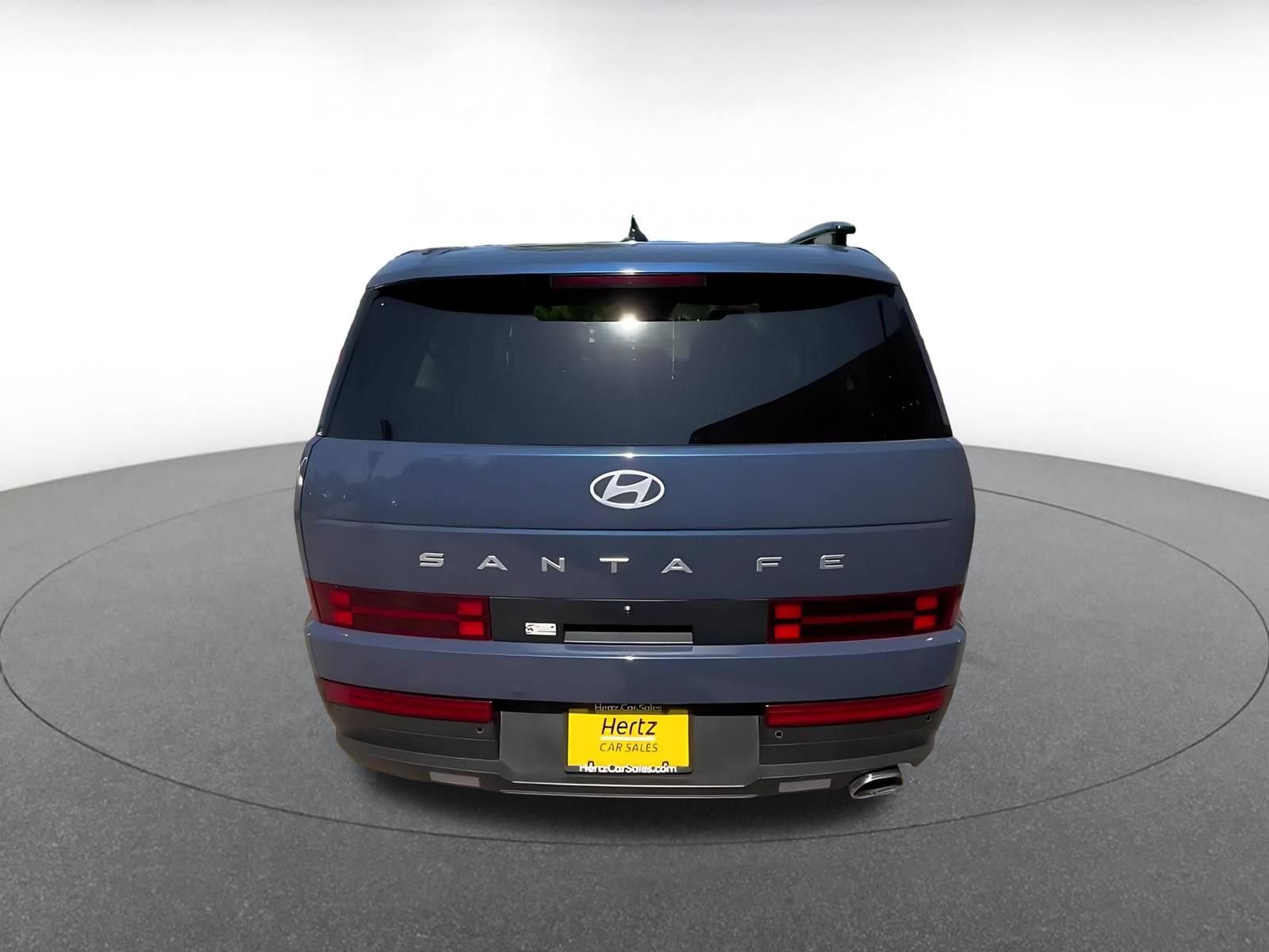 Used 2025 Hyundai Santa Fe SEL FWD image 12