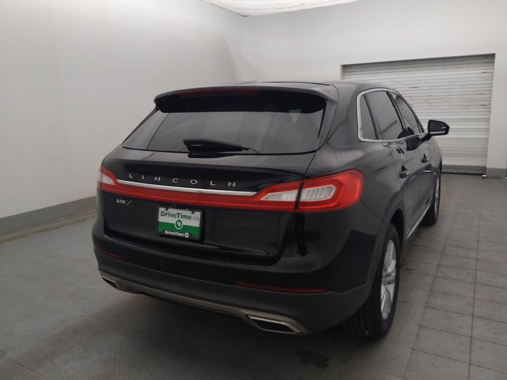 Used 2017 Lincoln MKX Premiere FWD image 9