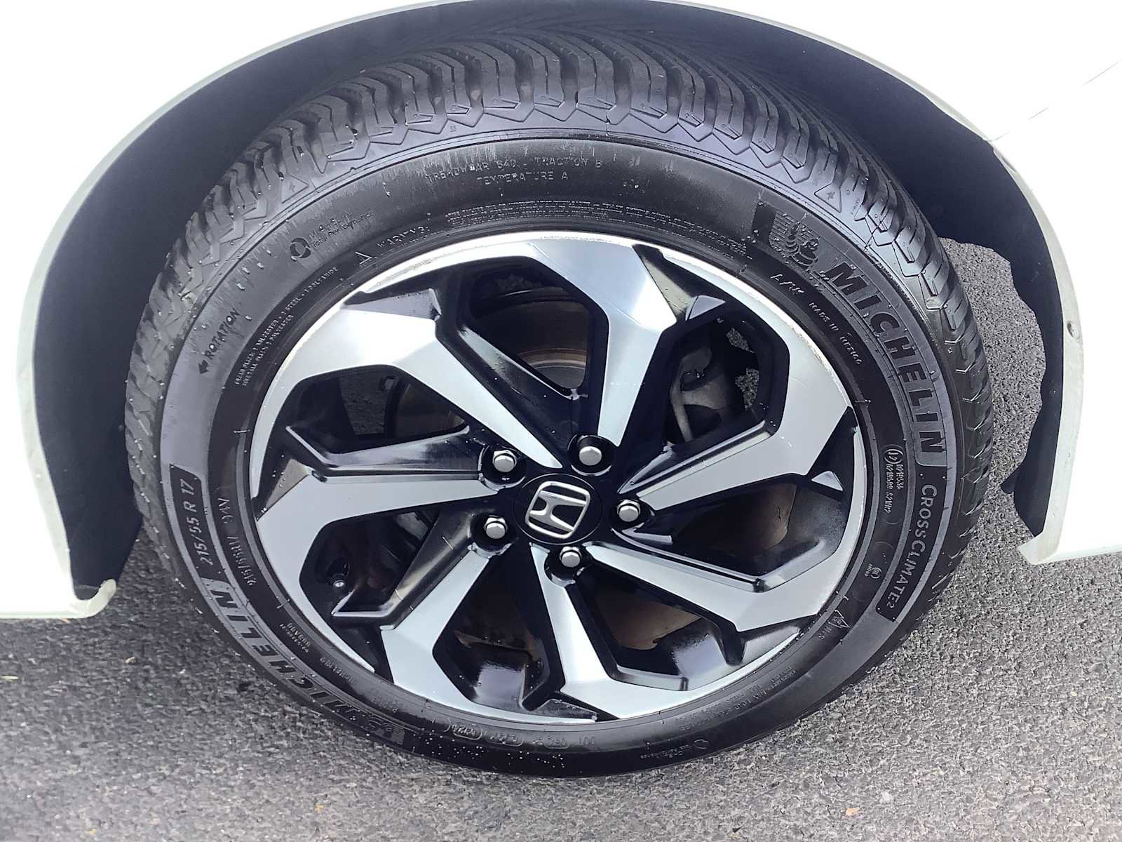 Certified 2017 Honda Accord LX-S image 7