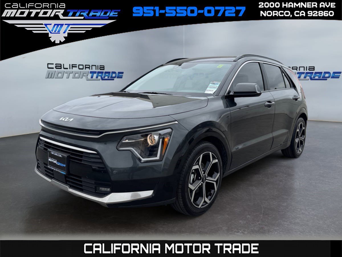 Used 2025 Kia Niro EX Touring image 1