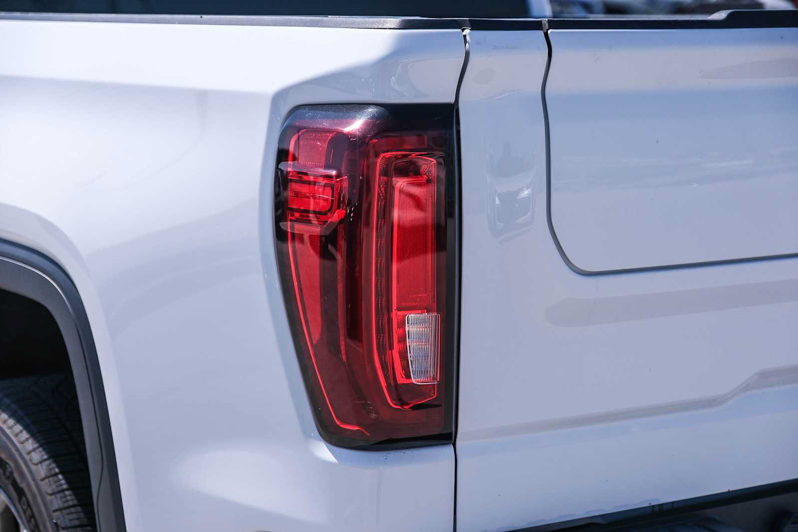 Used 2025 GMC Sierra 1500 SLT RWD image 7