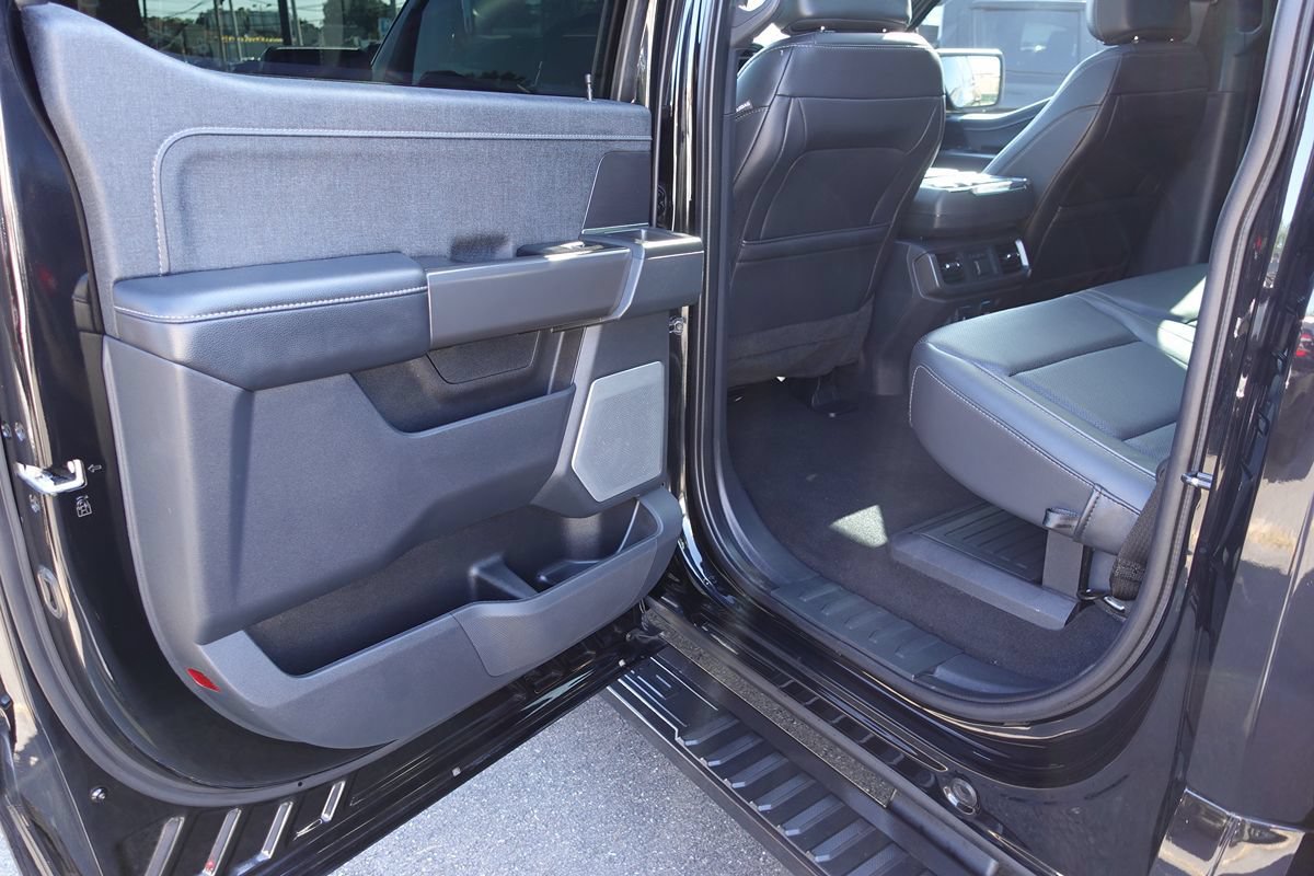 Used 2024 Ford F150 Lariat w/ Equipment Group 502A High AWD/4WD image 21