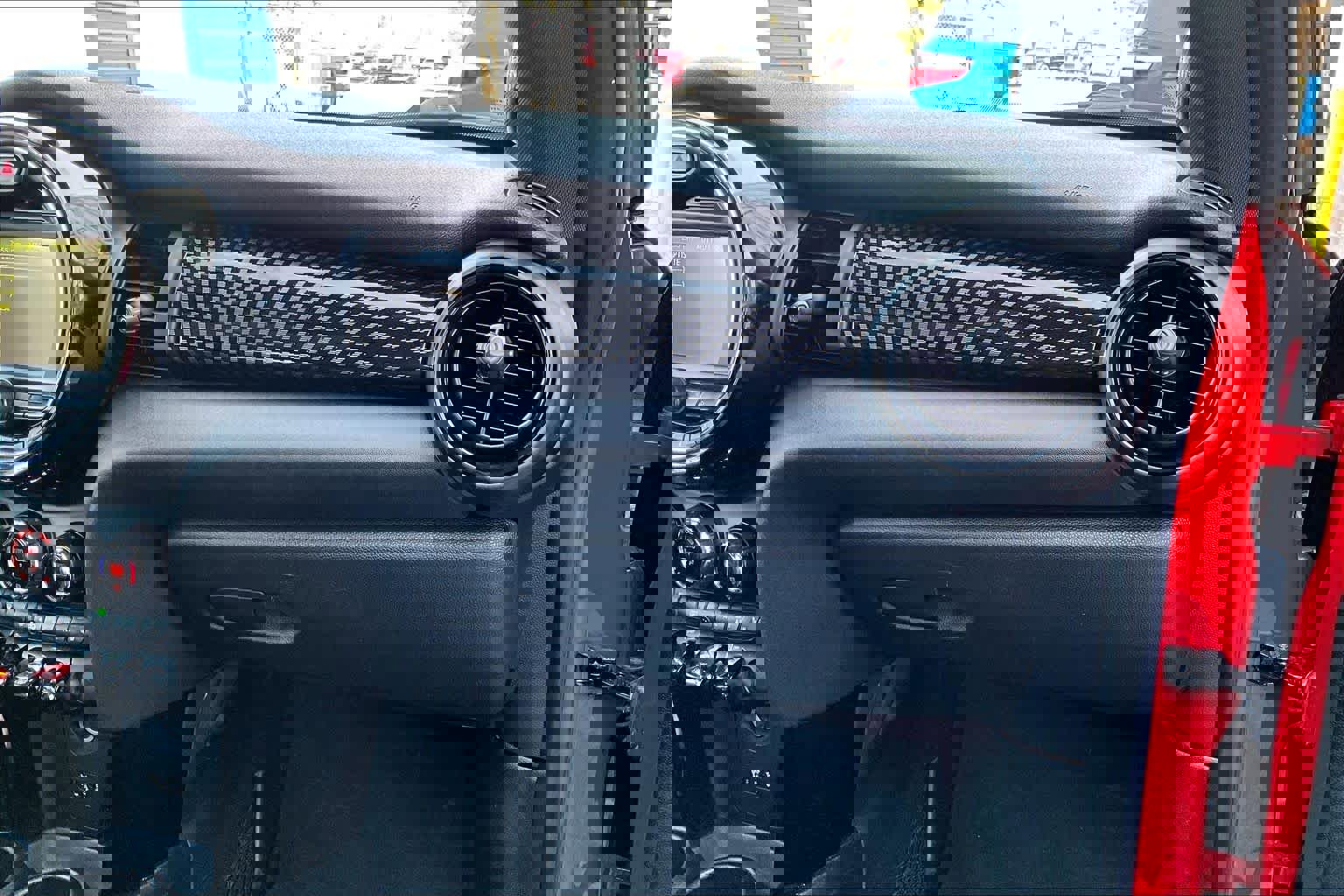 Used 2017 MINI Cooper S image 18