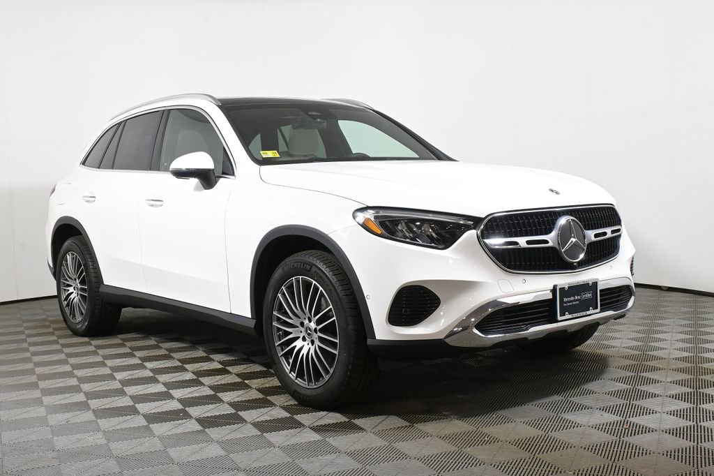 Certified 2026 Mercedes-Benz GLC 300 4MATIC image 9