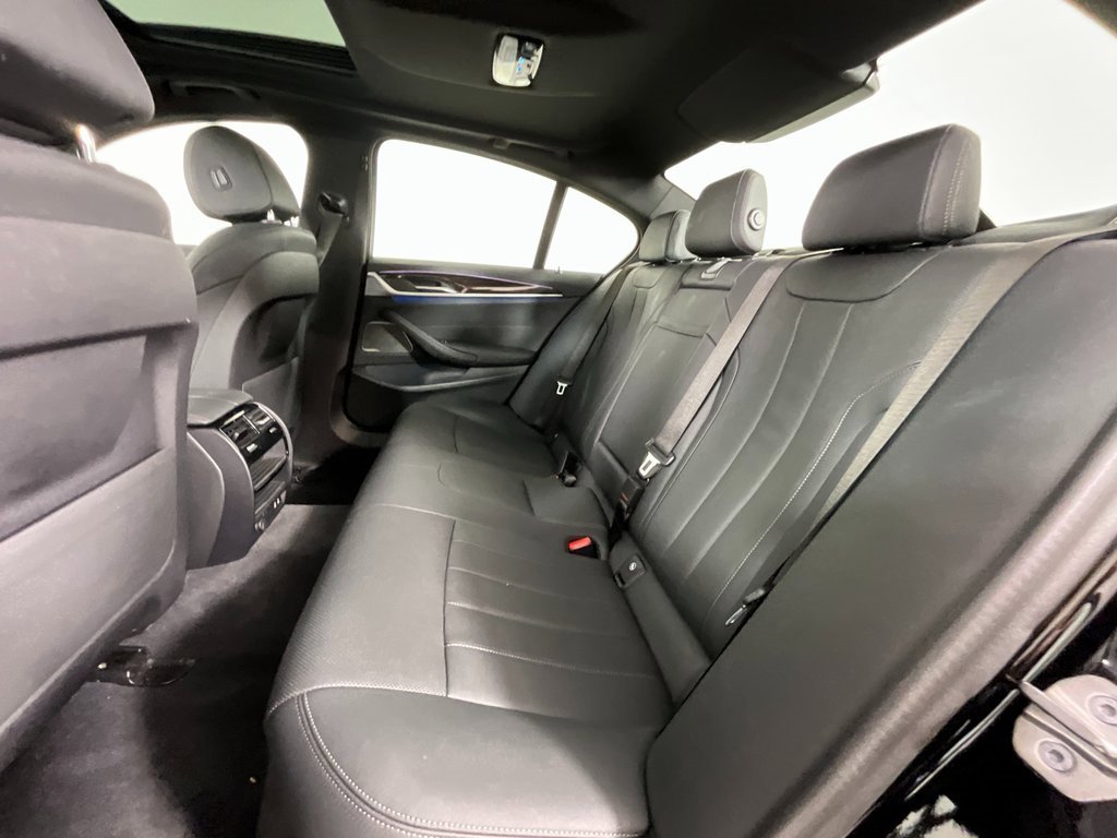 Used 2023 BMW 530e image 25