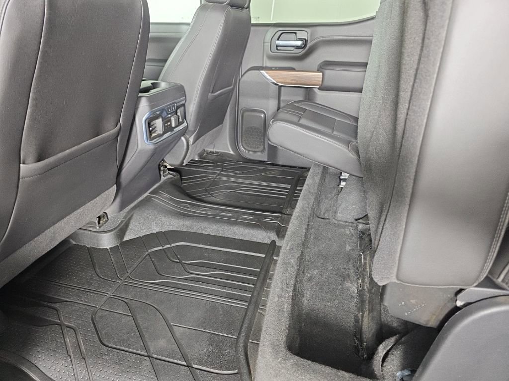 Used 2021 Chevrolet Silverado 1500 High Country w/ Technology Package AWD/4WD image 34