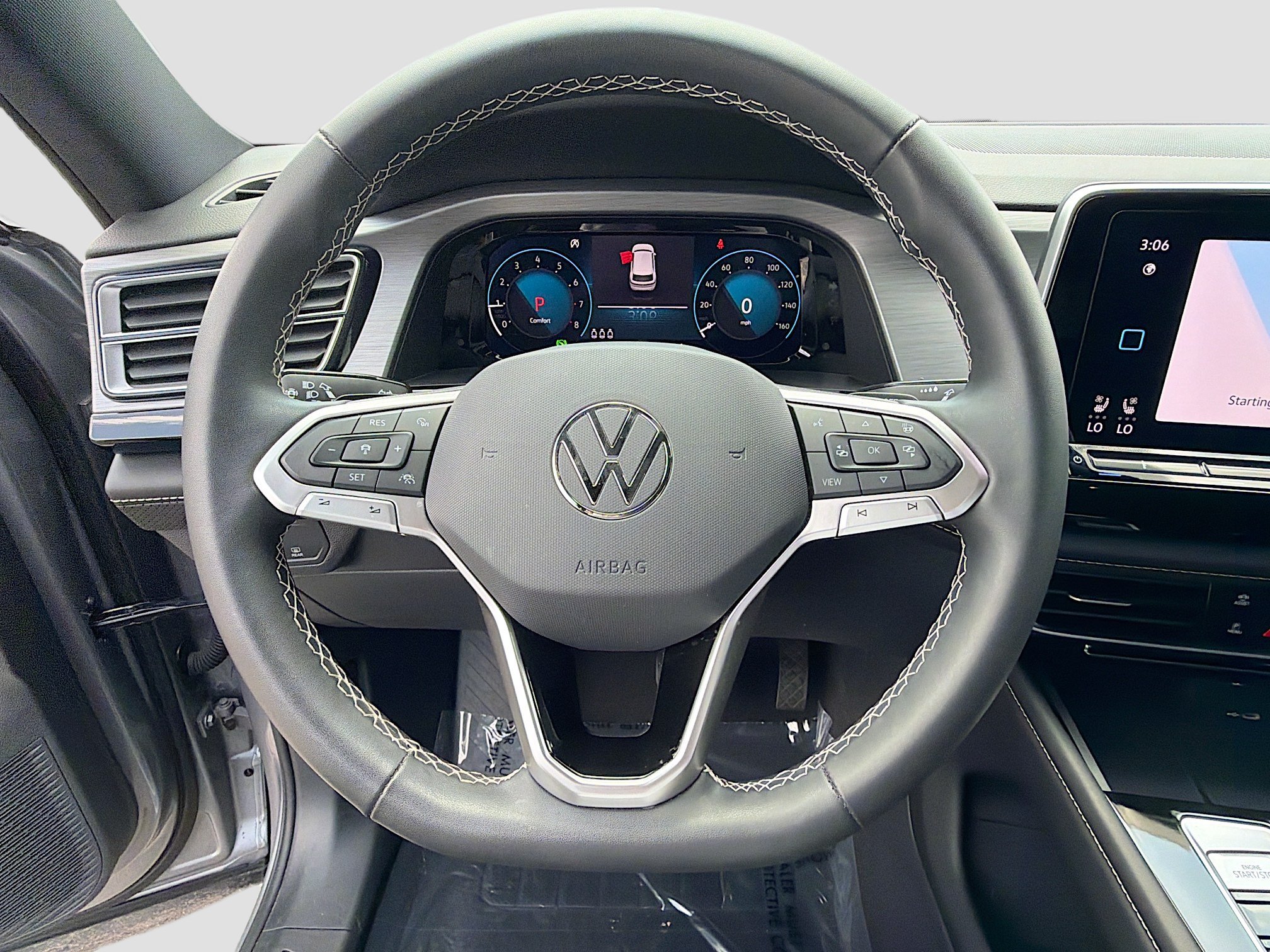 Used 2024 Volkswagen Atlas Cross Sport SE w/ Panoramic Sunroof Package AWD/4WD image 39