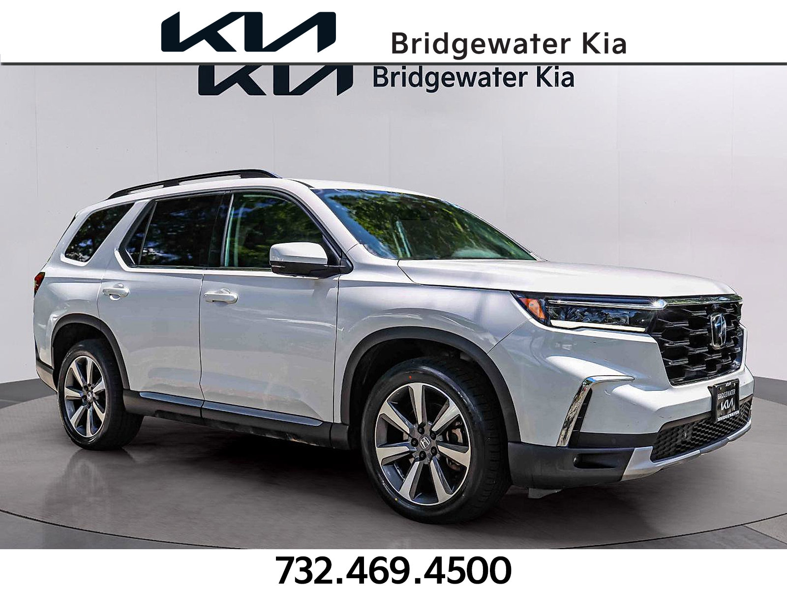 Used 2023 Honda Pilot Elite image 1