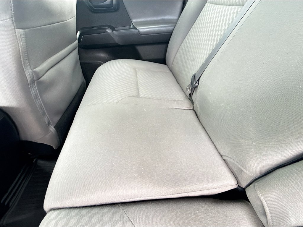 Used 2021 Toyota Tacoma SR AWD/4WD image 27