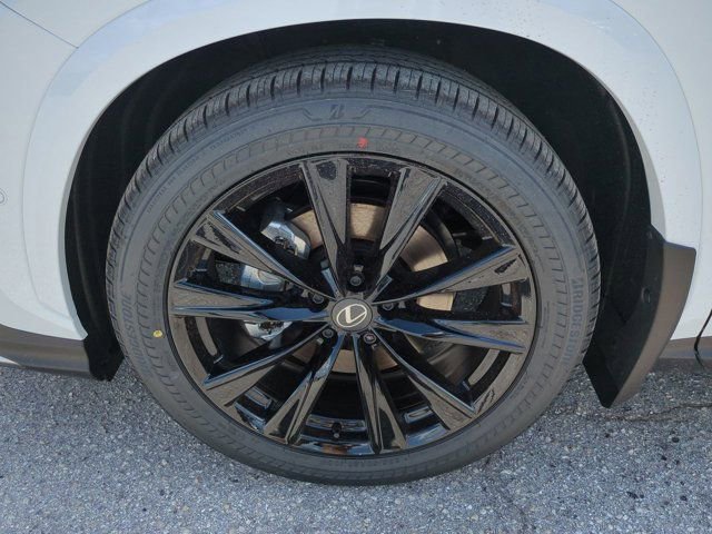 New 2026 Lexus NX 450h+ F Sport AWD/4WD image 11