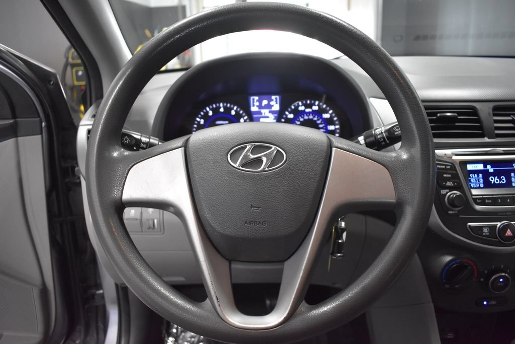 Used 2016 Hyundai Accent SE FWD image 21