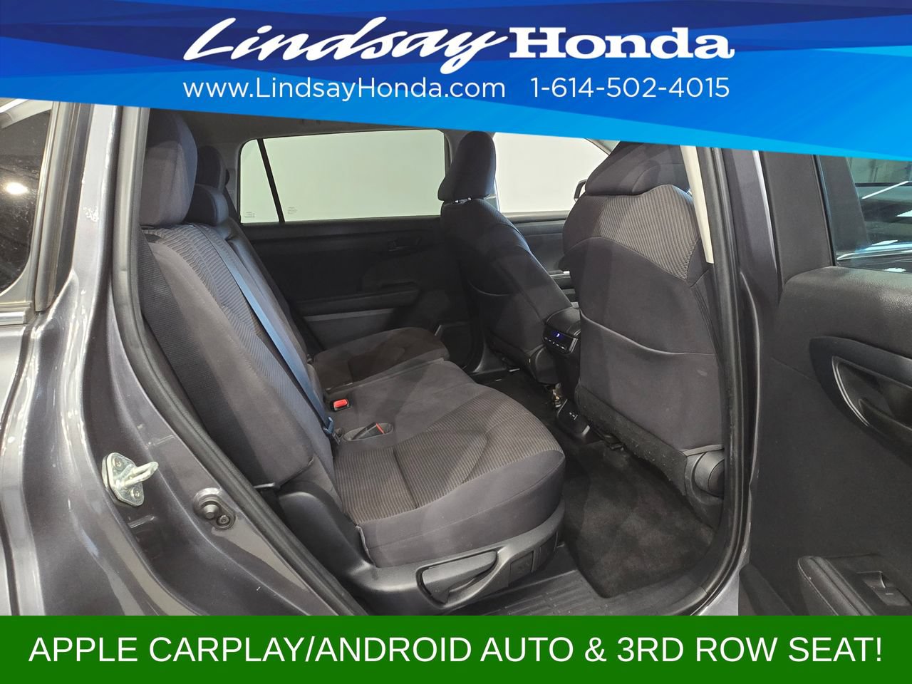 Used 2023 Toyota Highlander LE AWD/4WD image 9