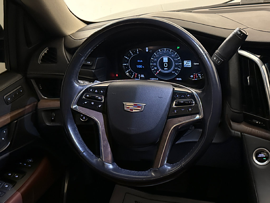 Used 2020 Cadillac Escalade Premium Luxury w/ Escalade Sport Edition AWD/4WD image 14