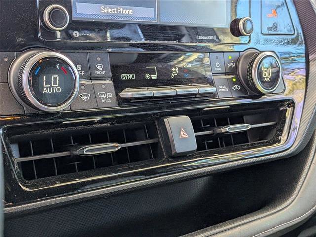 Used 2021 Toyota Highlander XSE image 8