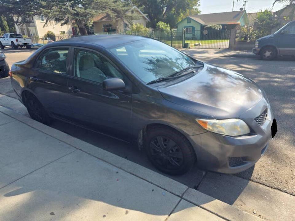Used 2010 Toyota Corolla LE w/ All Weather Guard Pkg FWD image 2
