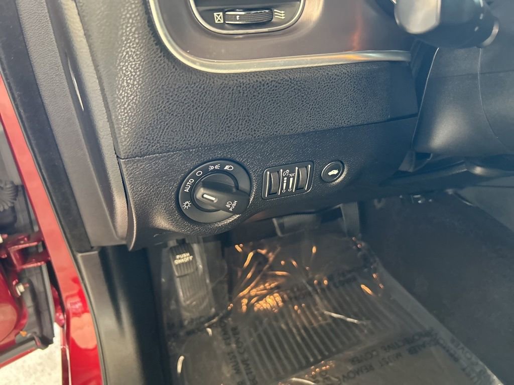 Used 2019 Dodge Charger Scat Pack image 36