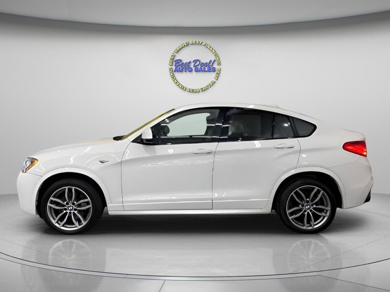 Used 2017 BMW X4 M40i image 2
