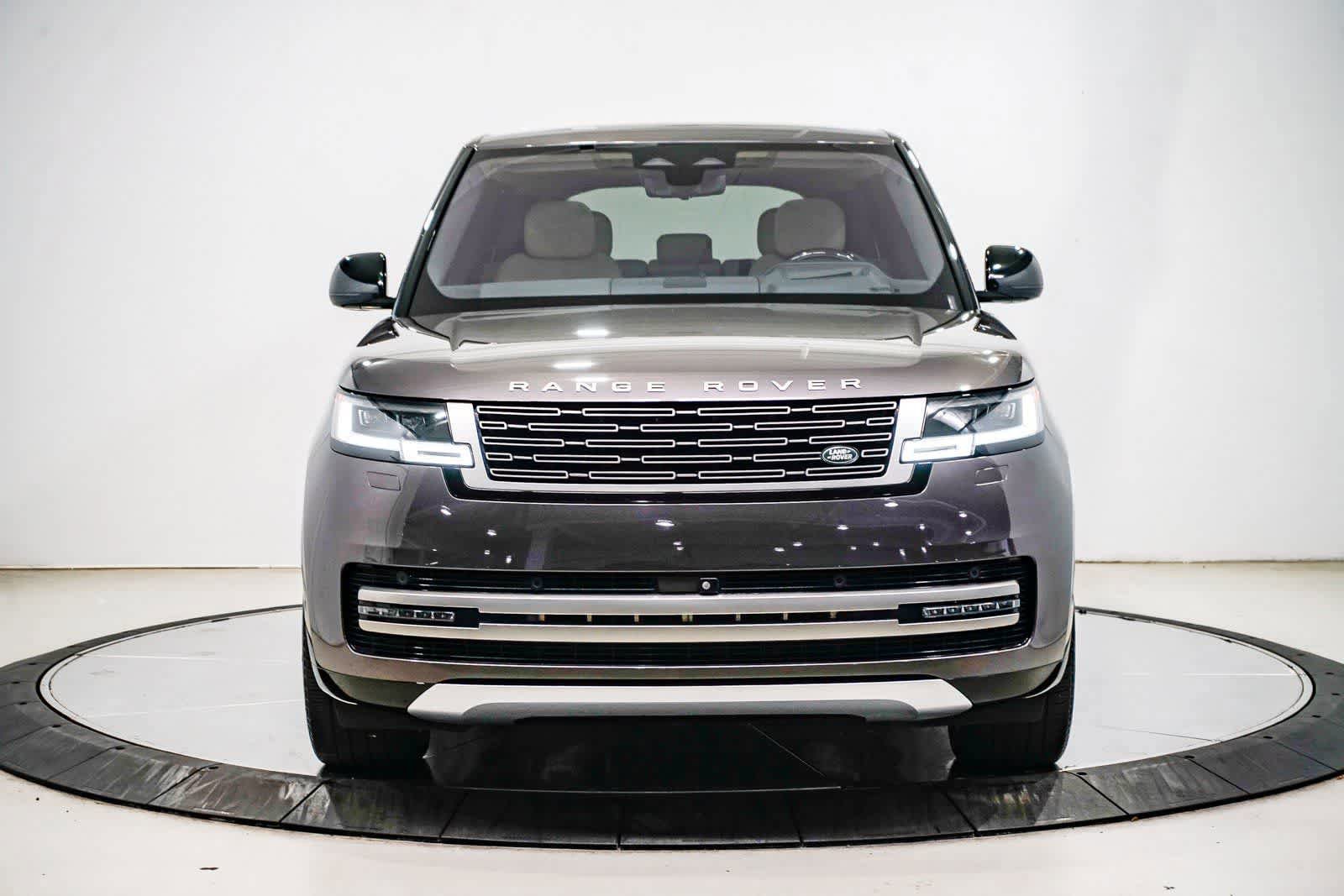 Used 2023 Land Rover Range Rover SE image 6