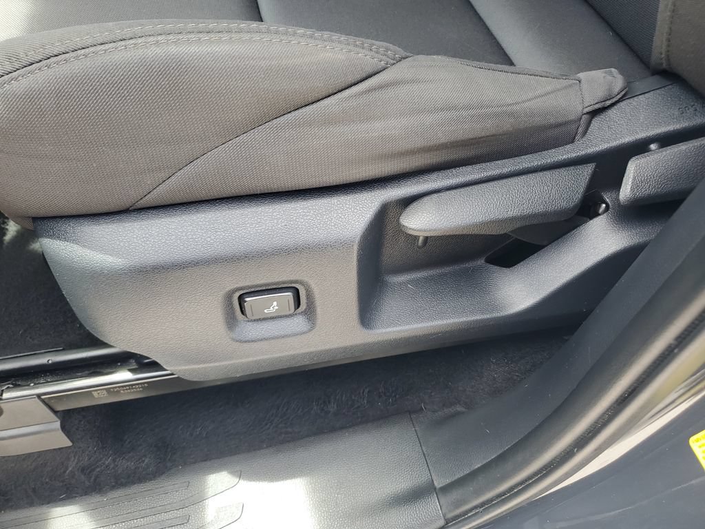 Certified 2025 Toyota Tacoma SR RWD image 16