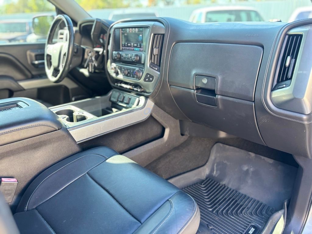 Used 2017 Chevrolet Silverado 1500 LTZ Z71 w/ LTZ Plus Package image 13