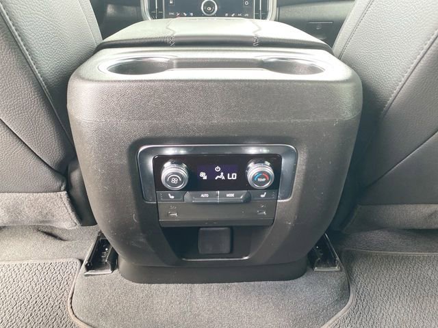 Used 2025 GMC Yukon XL Denali AWD/4WD image 21