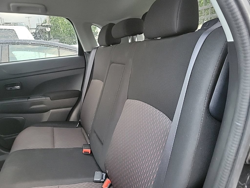 Used 2017 Mitsubishi Outlander Sport ES AWD/4WD image 10