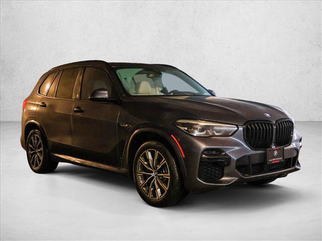 Used 2022 BMW X5 xDrive45e w/ M Sport Package image 3