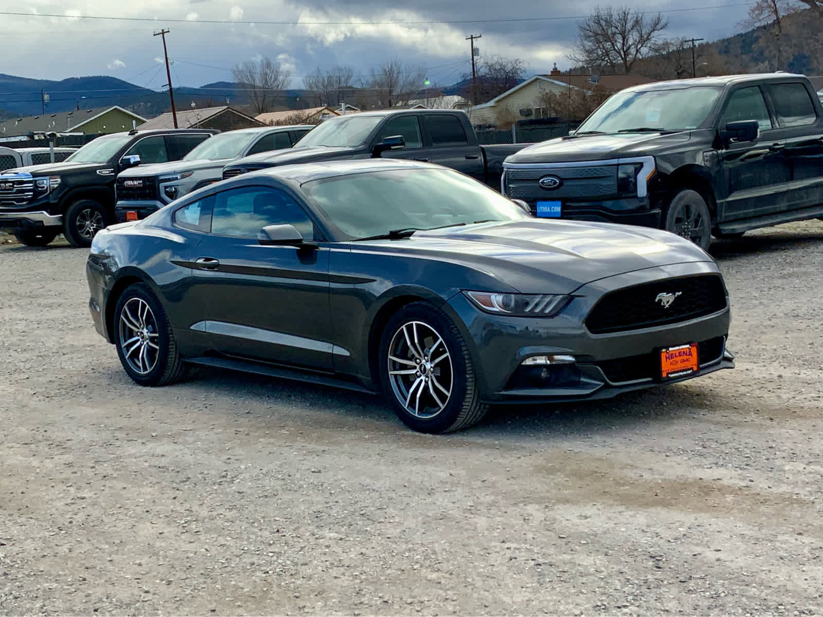 Used 2017 Ford Mustang Coupe image 7
