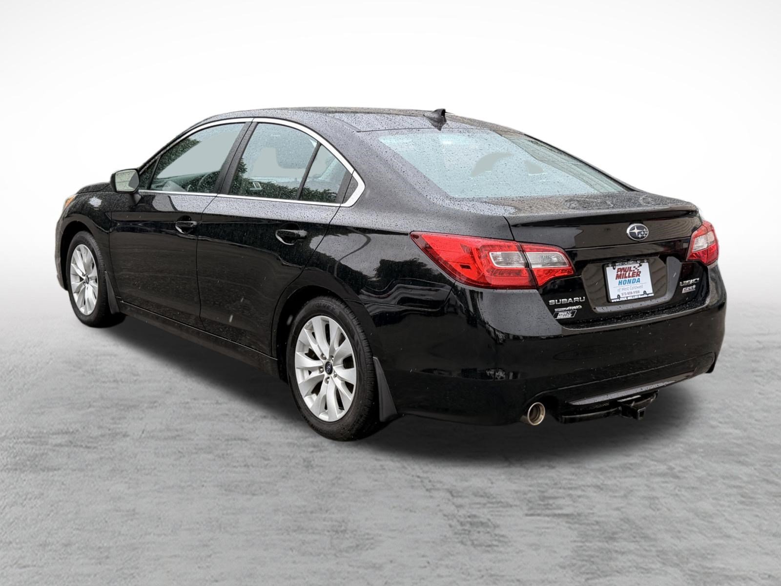 Used 2017 Subaru Legacy 2.5i Premium w/ Moonroof Package AWD/4WD image 5