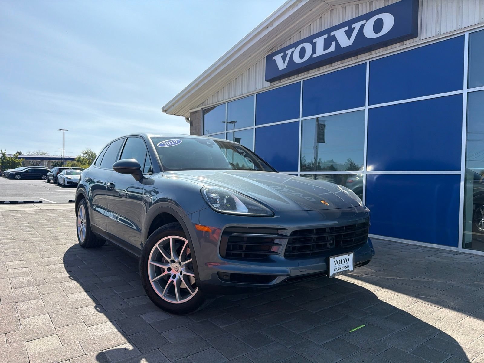Used 2019 Porsche Cayenne AWD/4WD image 1