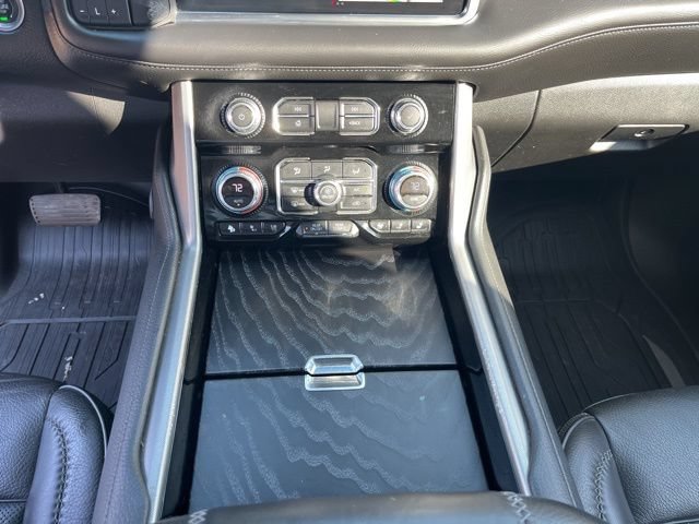 Certified 2022 GMC Yukon Denali w/ Denali Premium Package RWD image 33