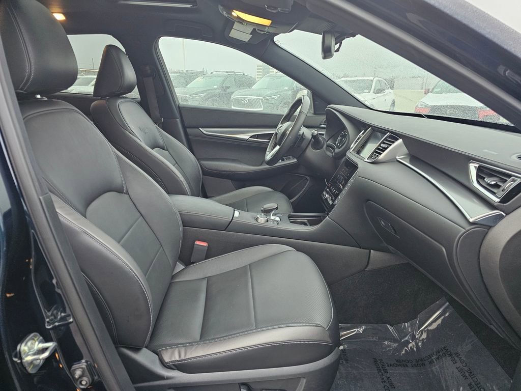 Certified 2022 INFINITI QX55 Essential w/ Proassist Package image 19