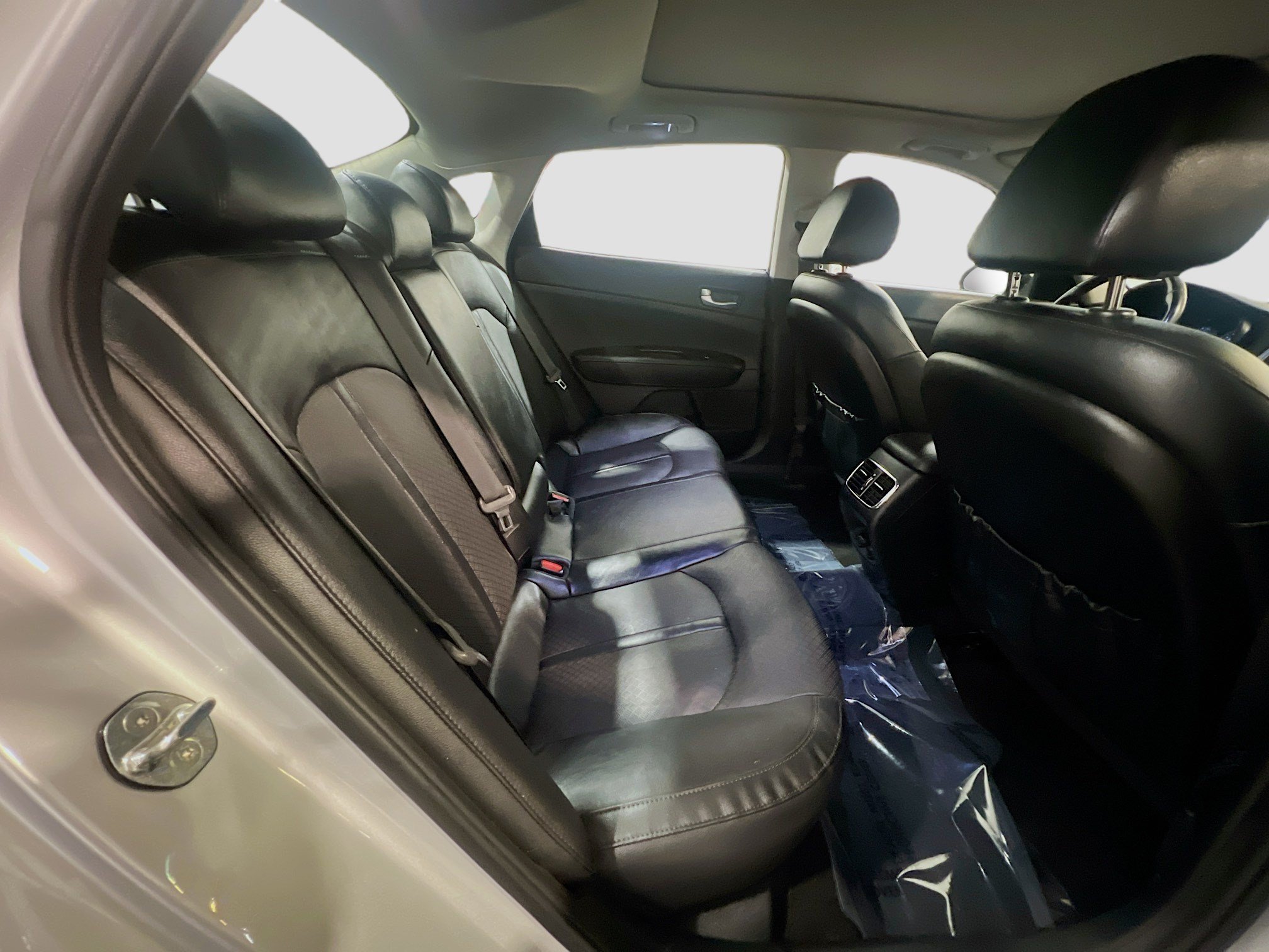 Used 2020 Kia Optima Premium FWD image 21