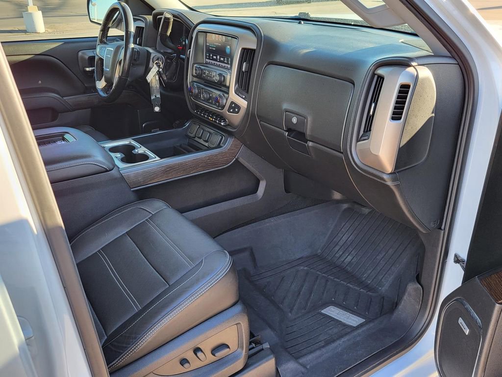 Used 2018 GMC Sierra 1500 Denali w/ Denali Ultimate Package image 9