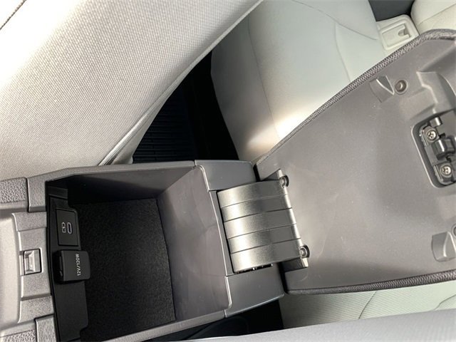 New 2026 Toyota Corolla Cross L image 26