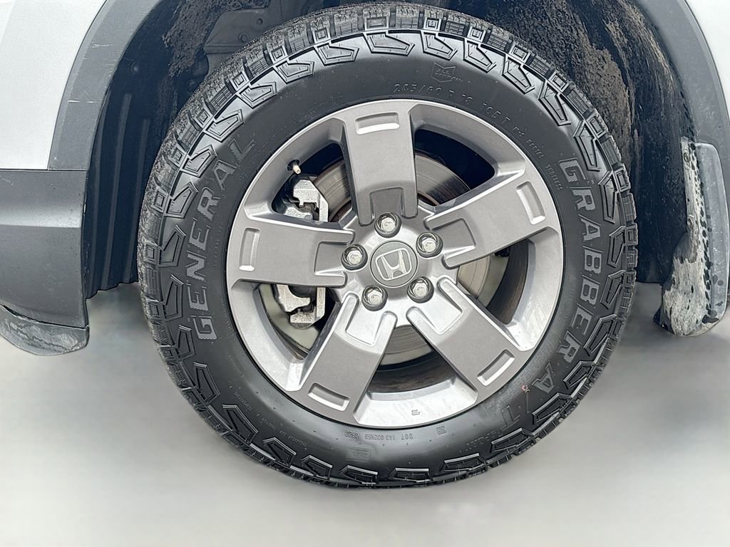 Used 2025 Honda Ridgeline TrailSport image 31