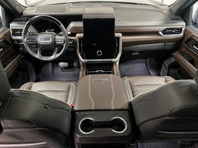 Used 2025 GMC Yukon Denali Ultimate w/ LPO, Floor Liner Package AWD/4WD image 24