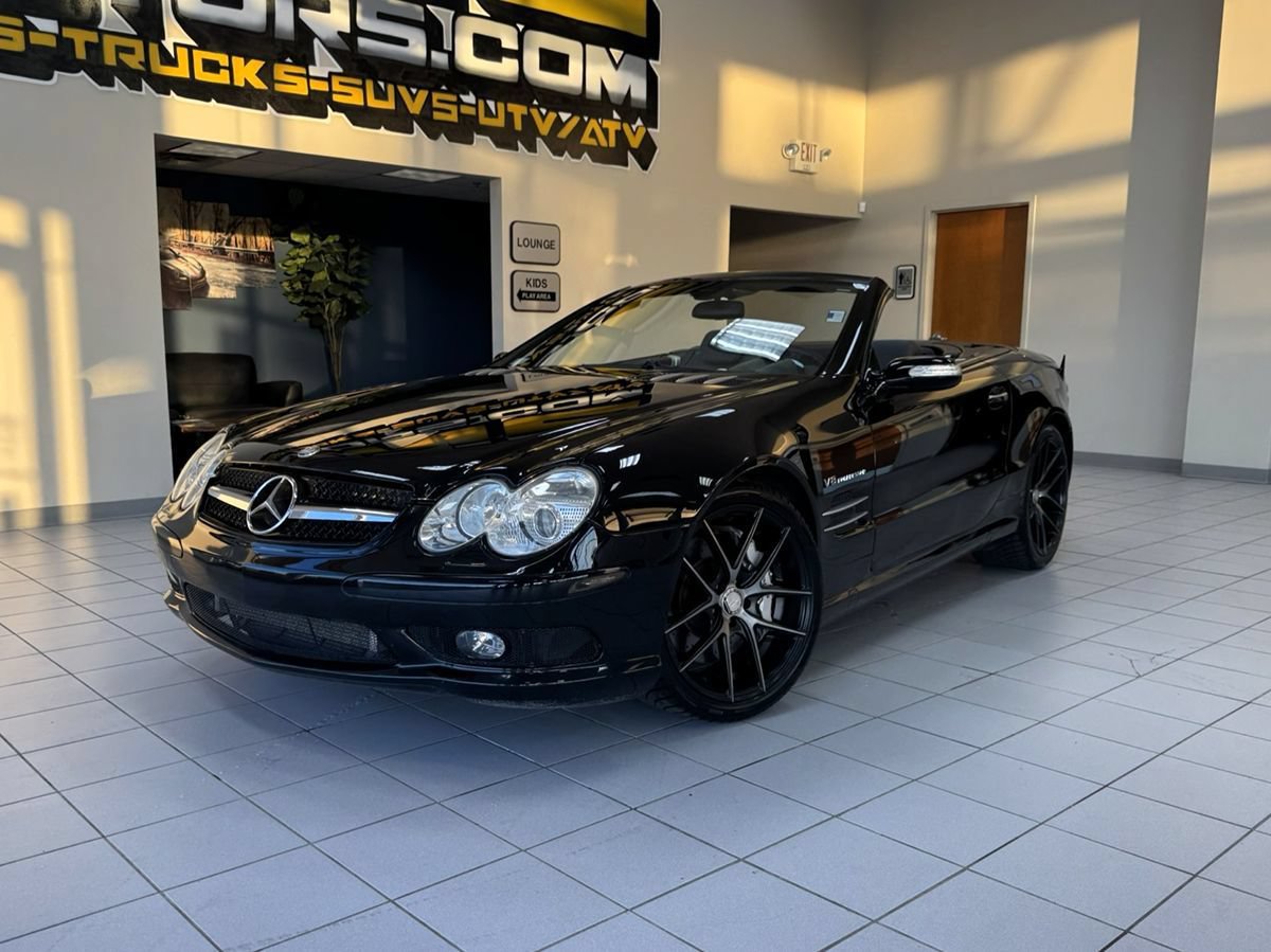 Used 2005 Mercedes-Benz SL 55 AMG image 2