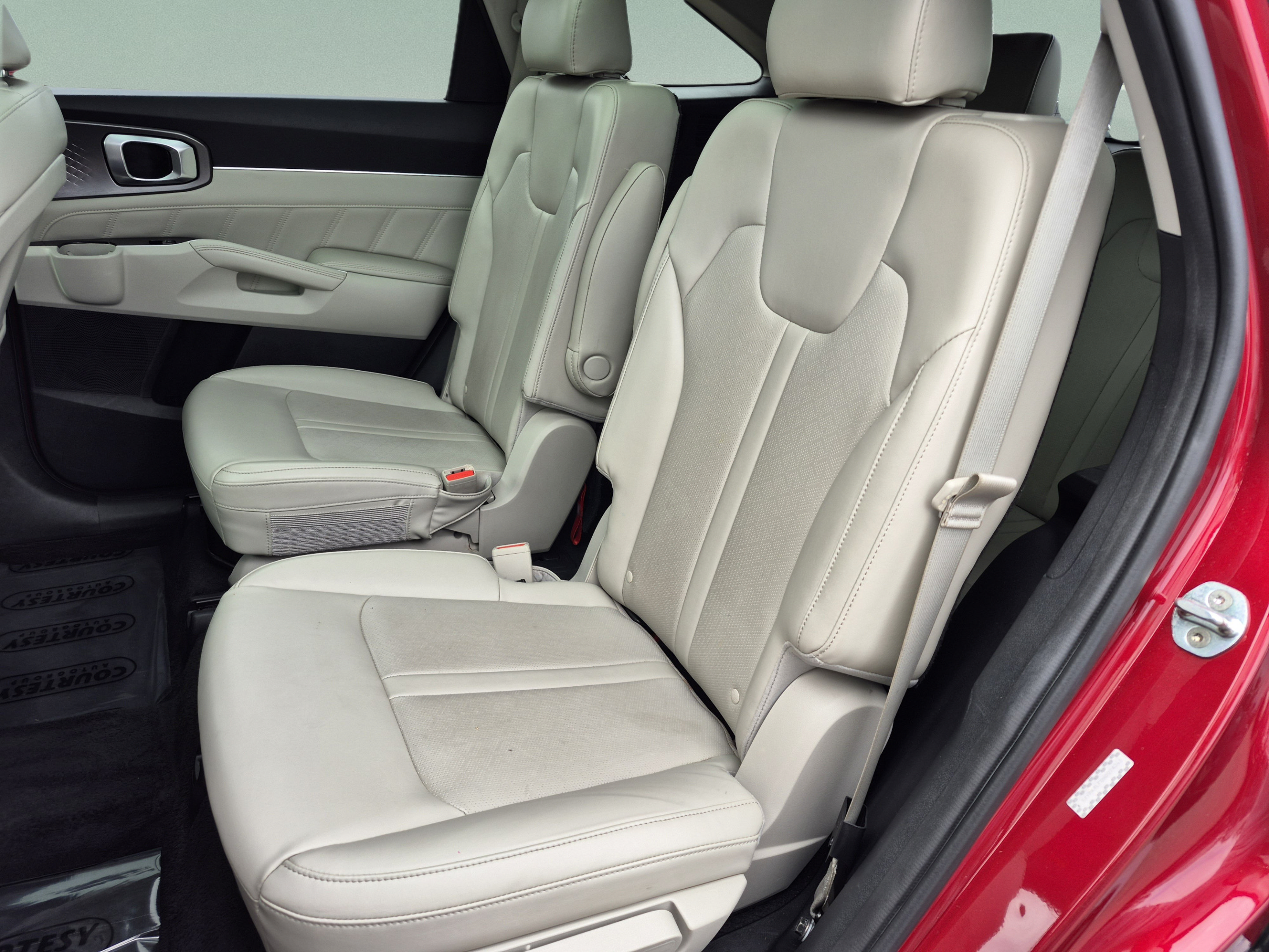 Used 2022 Kia Sorento SX FWD image 16