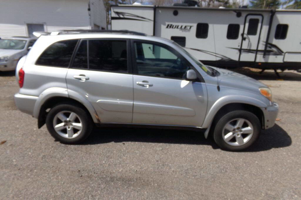 Used 2005 Toyota RAV4 4WD image 4