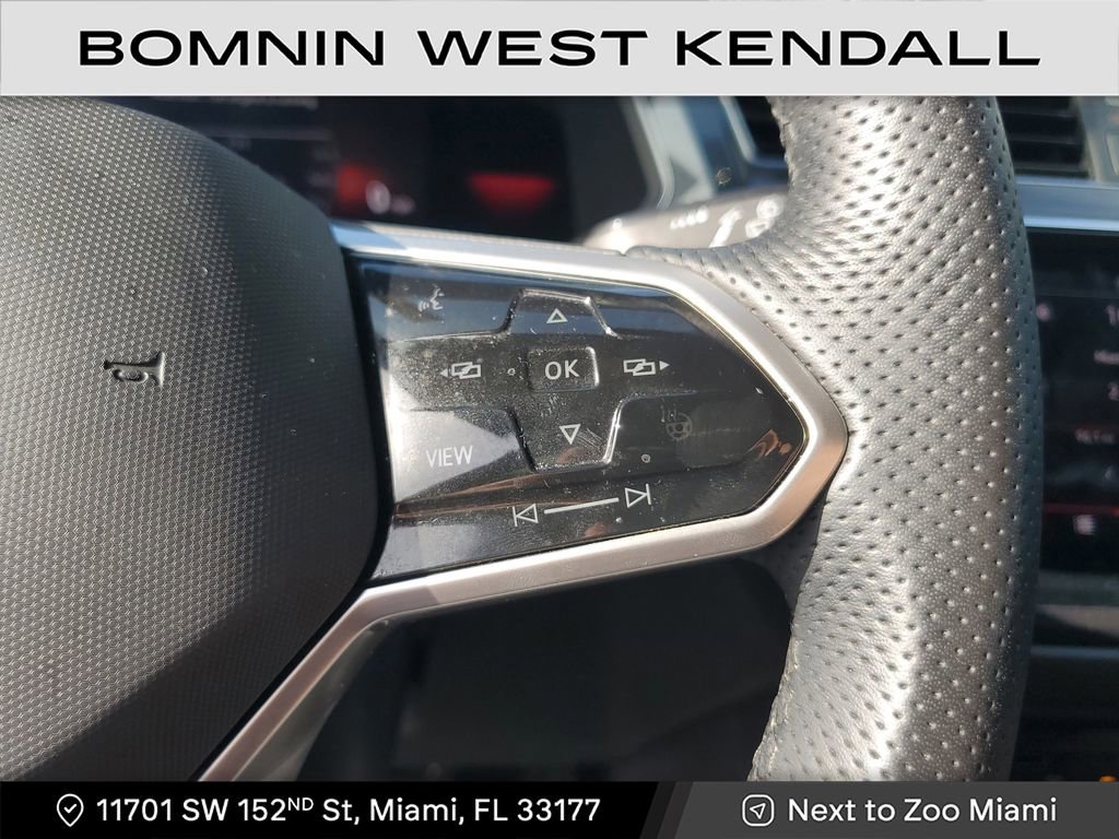 Used 2022 Volkswagen Tiguan SE R-Line image 29