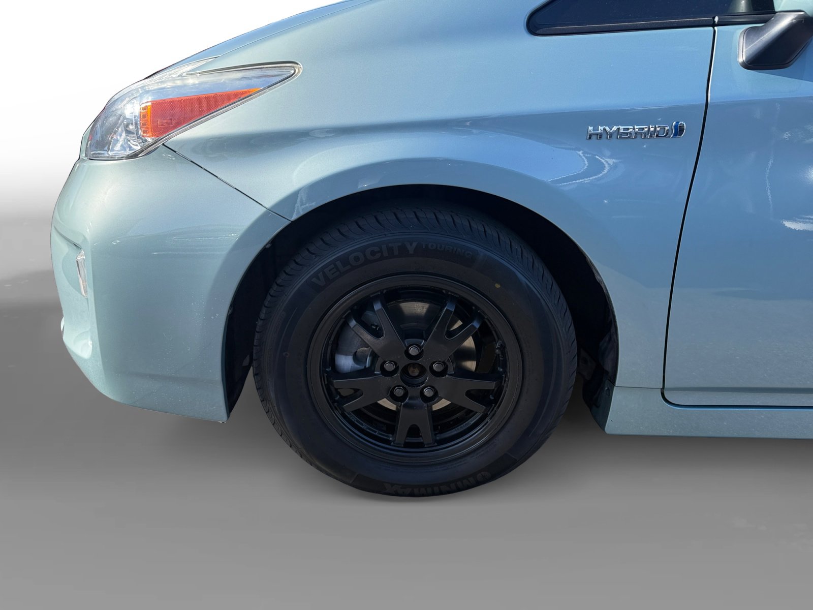 Used 2015 Toyota Prius Two image 9