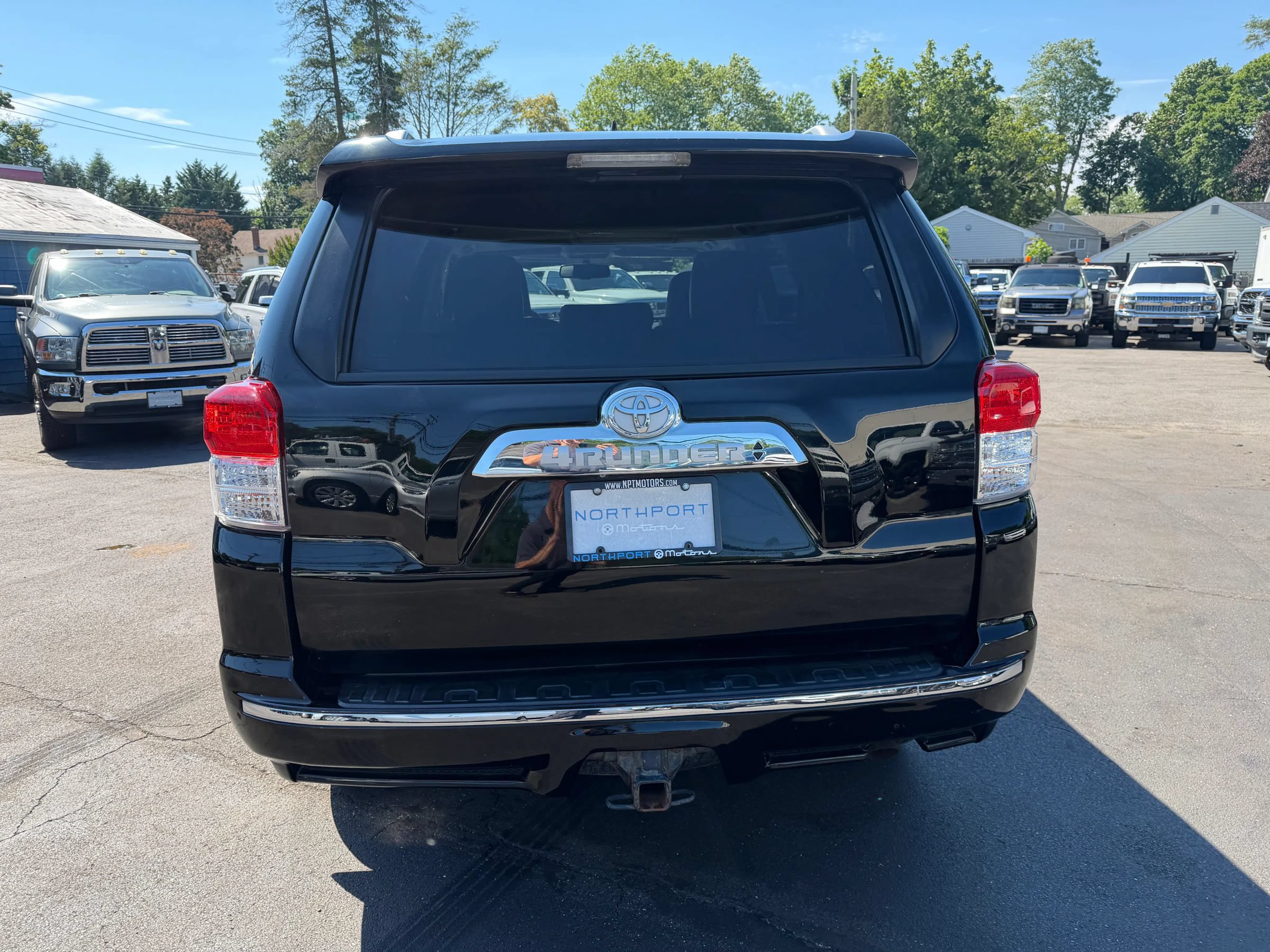 Used 2012 Toyota 4Runner Limited AWD/4WD image 5