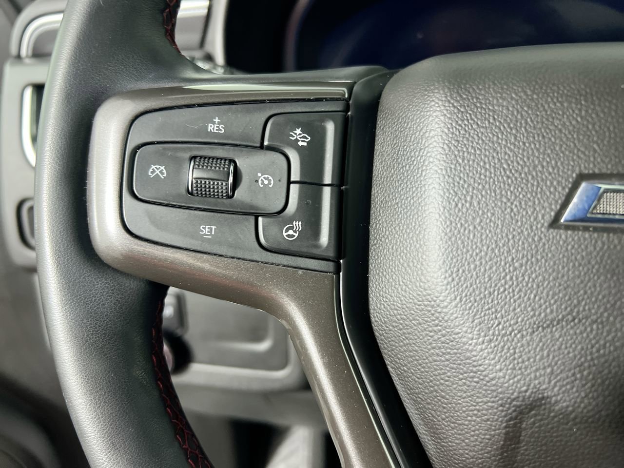 Used 2023 Chevrolet Tahoe RST w/ Luxury Package RWD image 16
