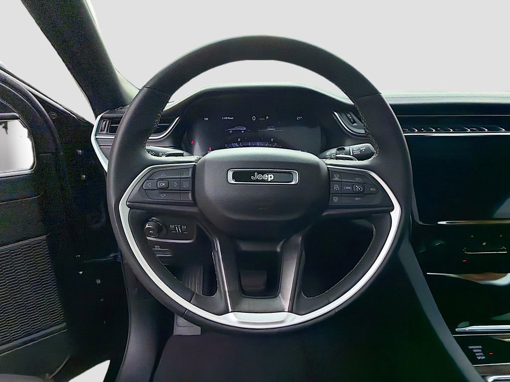 Used 2024 Jeep Grand Cherokee L Limited w/ Luxury Tech Group II image 42