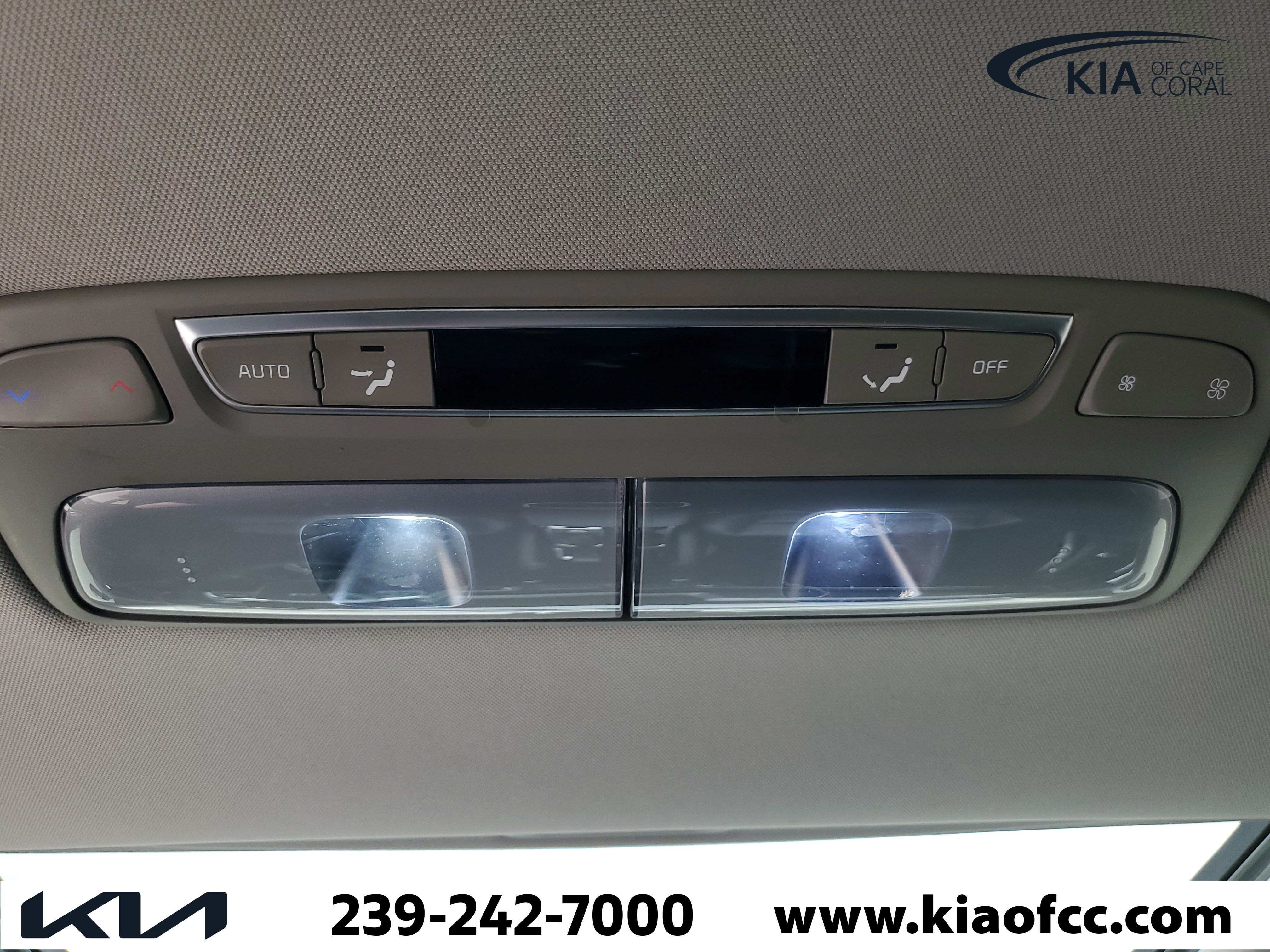 Certified 2024 Kia Telluride EX w/ EX Captain's Chair Package FWD image 29