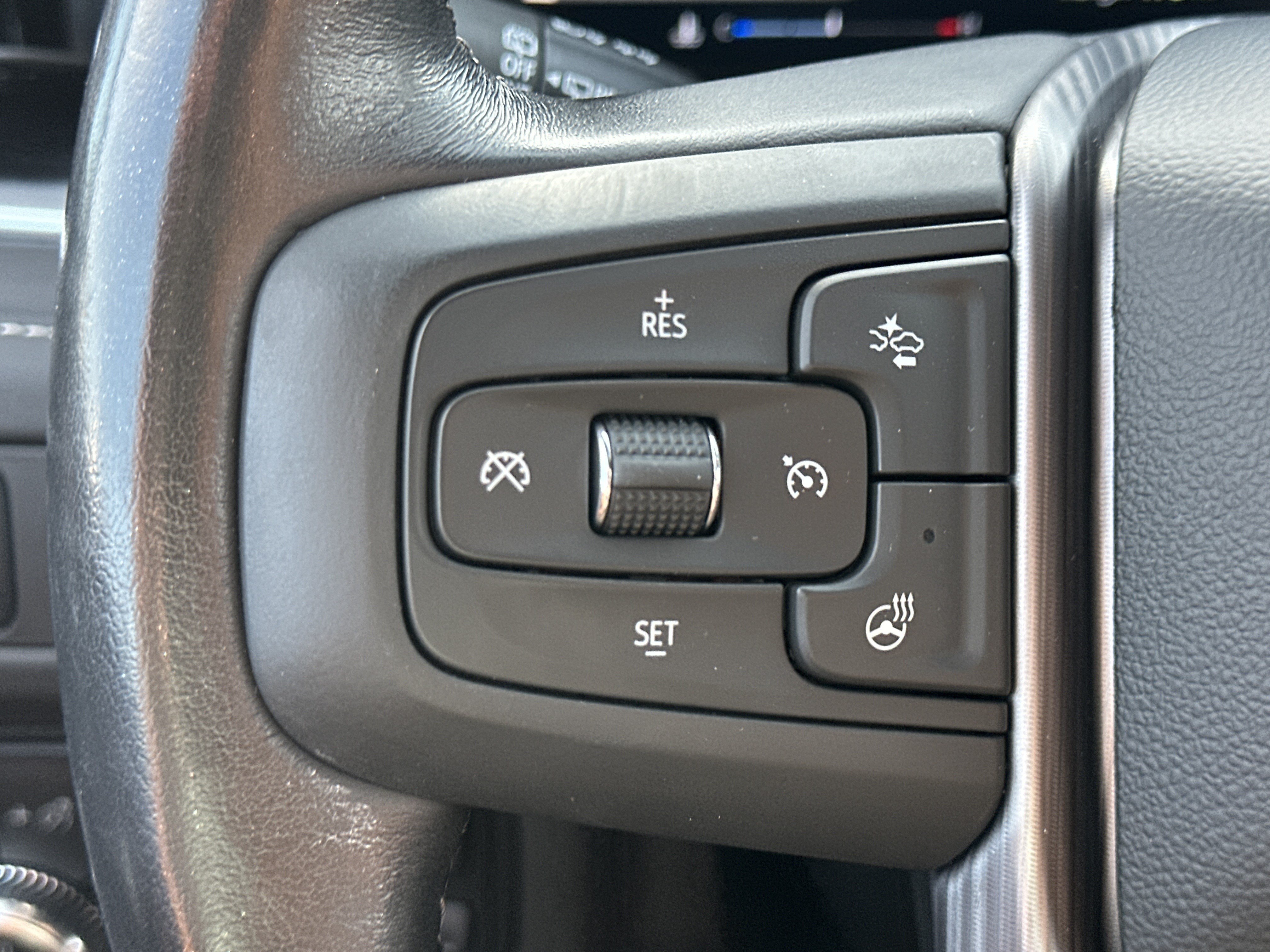 Certified 2023 GMC Yukon XL Denali Ultimate AWD/4WD image 27
