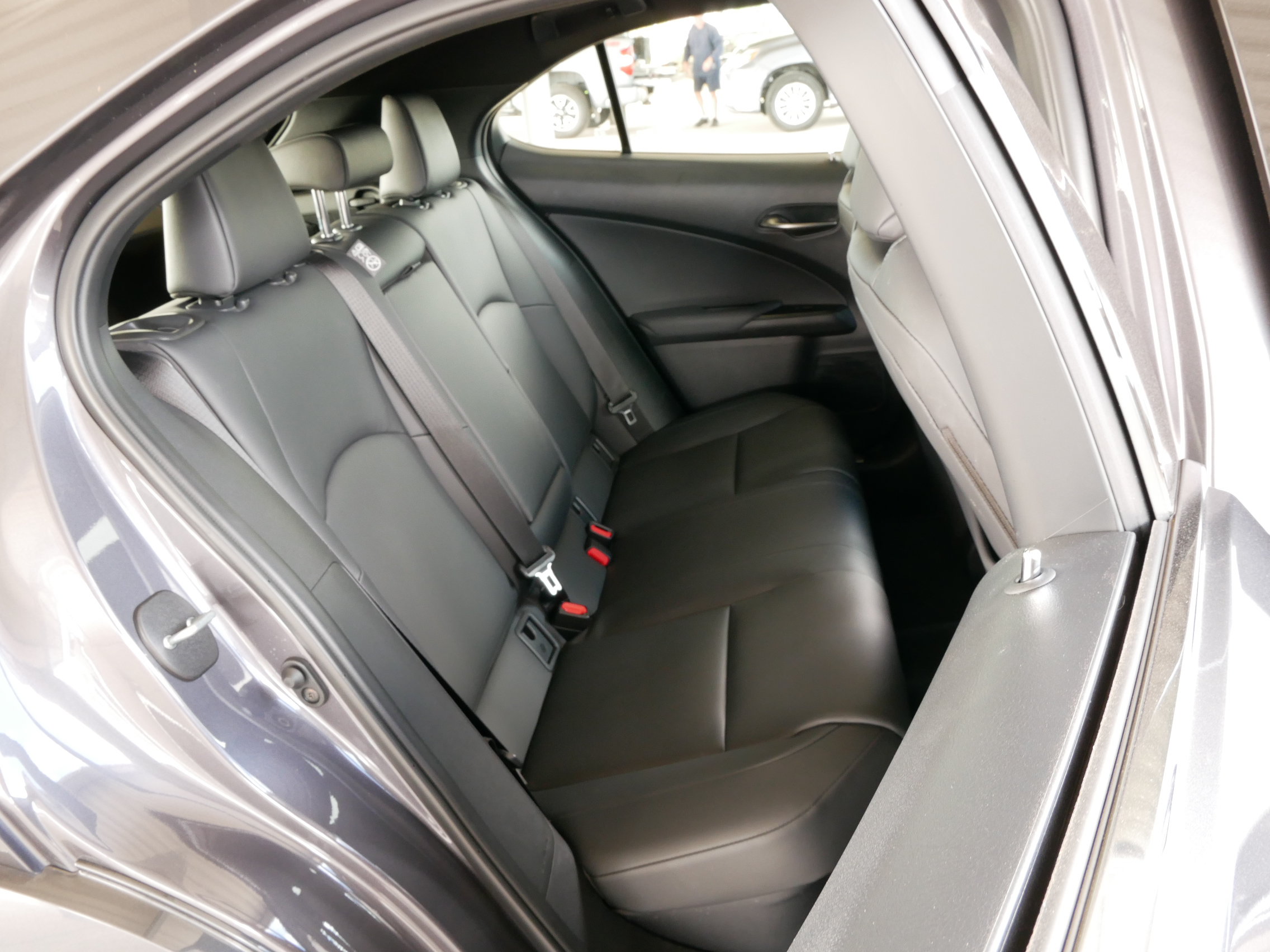 Certified 2025 Lexus UX 300h AWD w/ Accessory Package (Z2) image 3